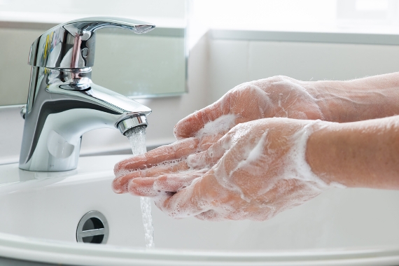 Dia Mundial de Lavar as Mãos: para a prevenção de doenças transmissíveis, água e sabão nunca são demais