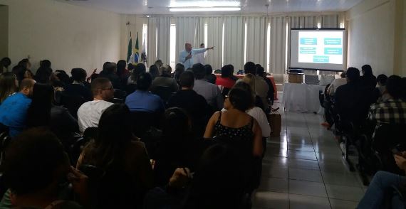 SES realiza capacitação sobre tabagismo para as regiões Norte e Noroeste